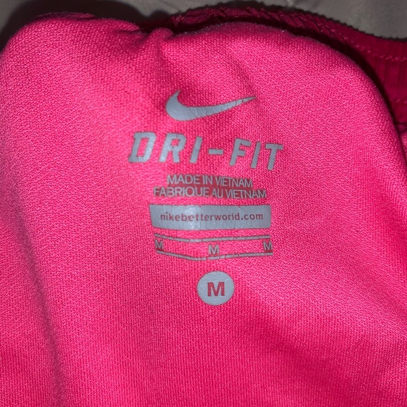 Pink Nike shorts - Picture 3 of 4